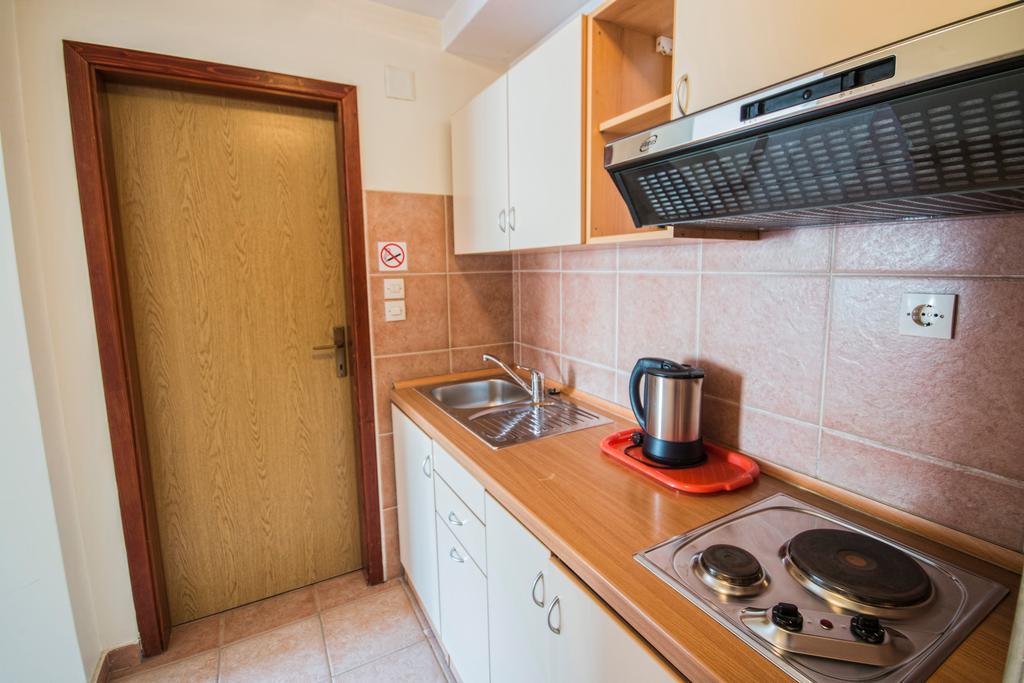 Aparthotel Castrum Novum Novigrad (Istria) Room photo